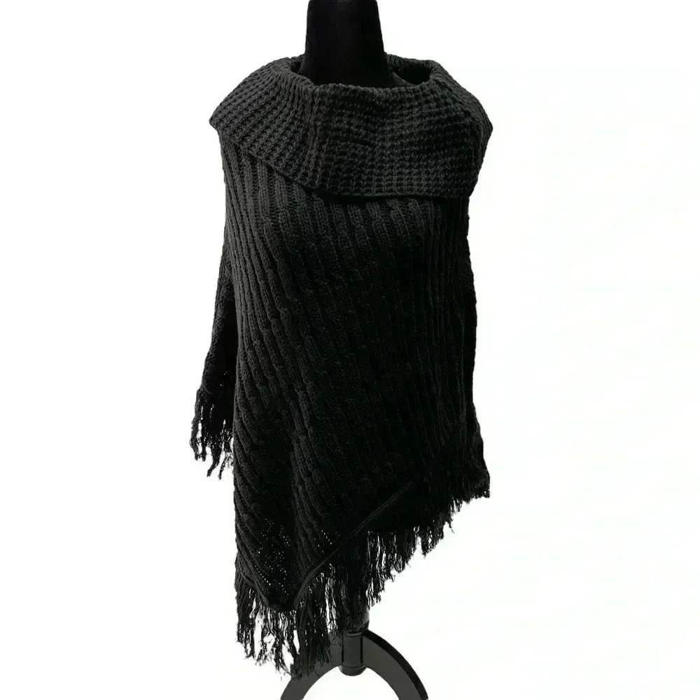 Vintage Poncho Cable Knit Fringe Trim Black Turtleneck Small Medium